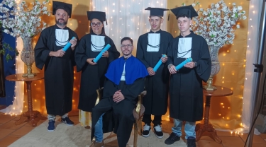 Corte de Cabelo 2025